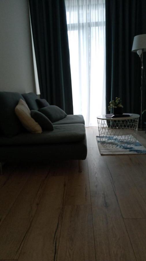 Sol'S M2 White Modern Apartments Тбилиси Екстериор снимка