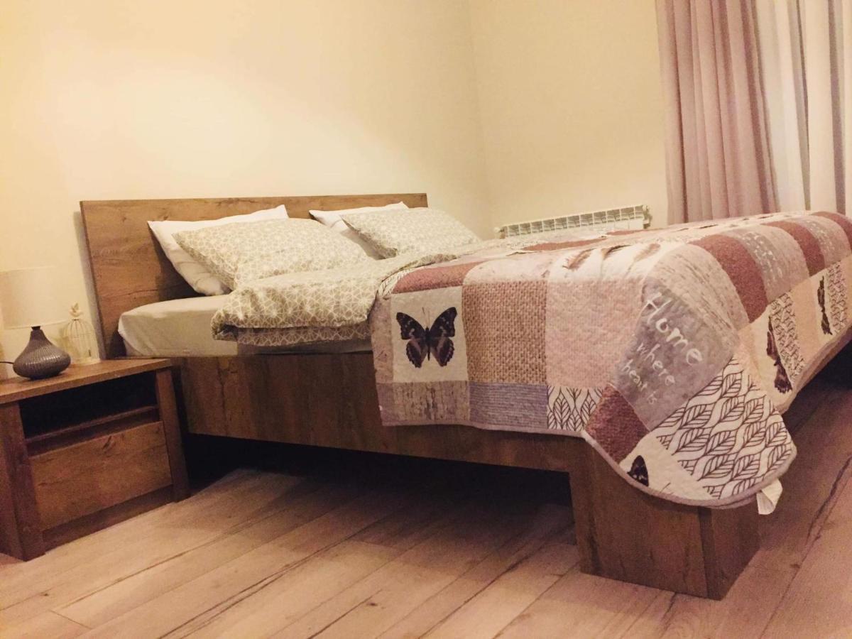 Sol'S M2 White Modern Apartments Тбилиси Екстериор снимка