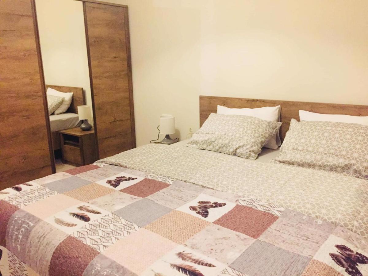 Sol'S M2 White Modern Apartments Тбилиси Екстериор снимка