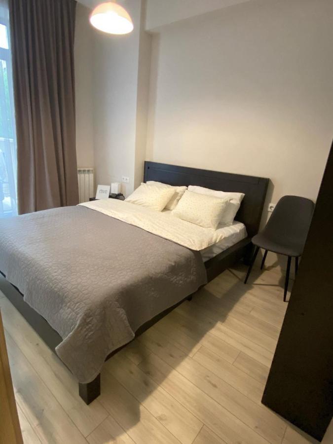 Sol'S M2 White Modern Apartments Тбилиси Екстериор снимка