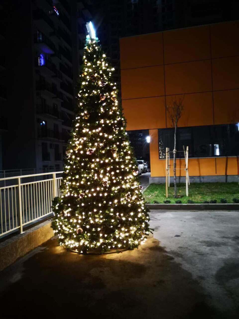 Sol'S M2 White Modern Apartments Тбилиси Екстериор снимка